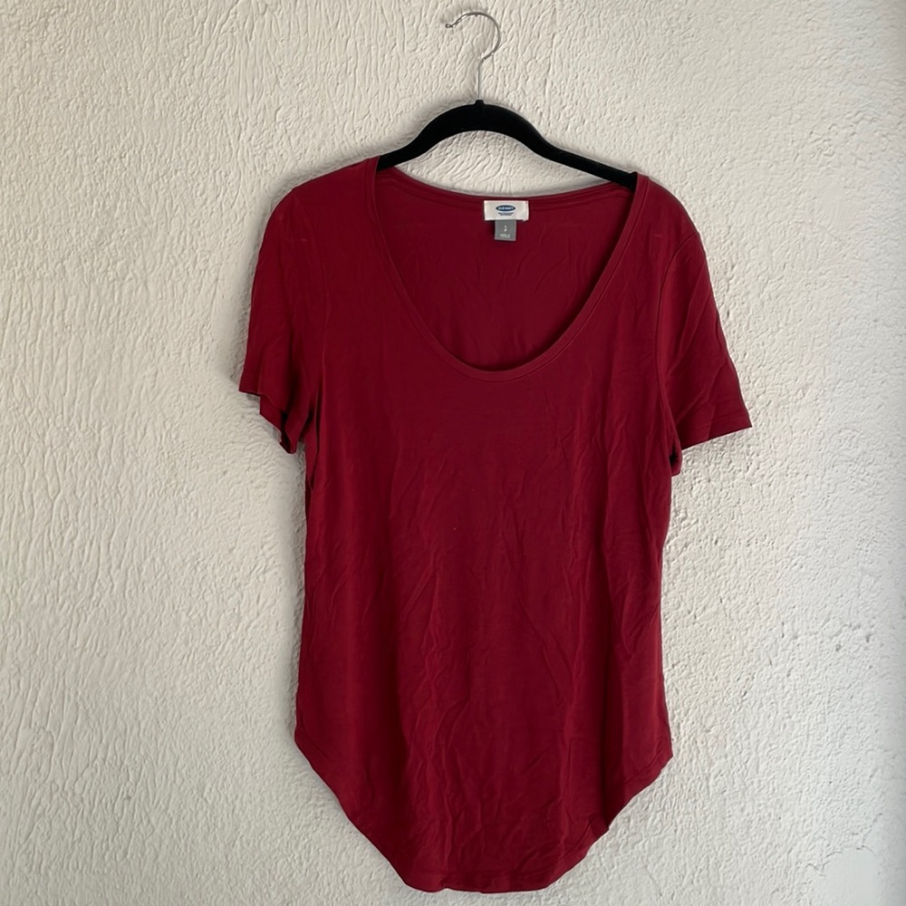 Old Navy red top